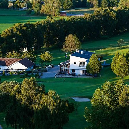 Soederasens Golf Lodge Risekatslosa エクステリア 写真