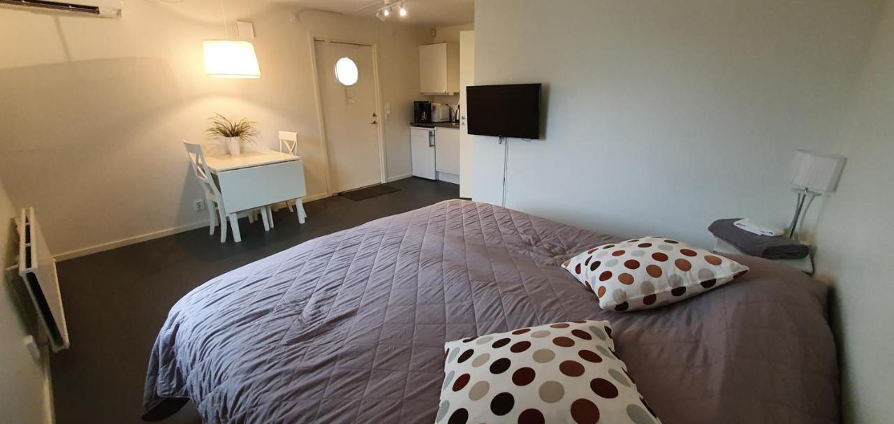 Soederasens Golf Lodge Risekatslosa エクステリア 写真